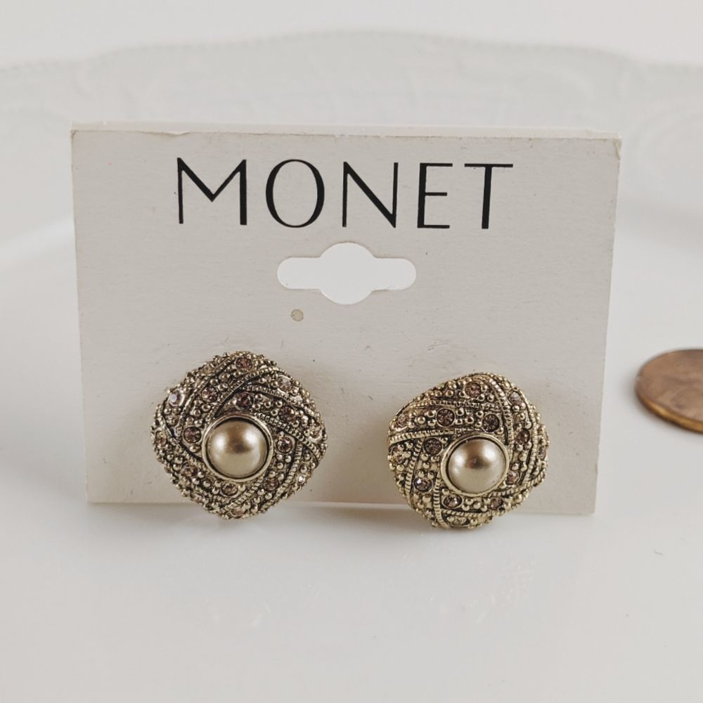 🖤3 for 25🖤Monet Diamond Rhinestone Gold Earrings